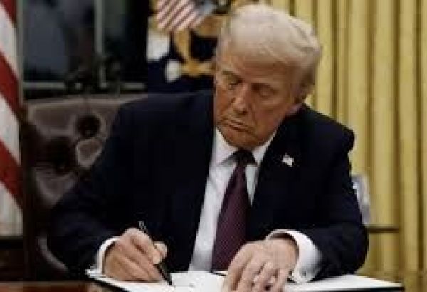 TRUMP SIGNE UN DÉCRET IMPOSANT DES TARIFS SUR LES IMPORTATIONS EN PROVENANCE DU KAZAKHSTAN