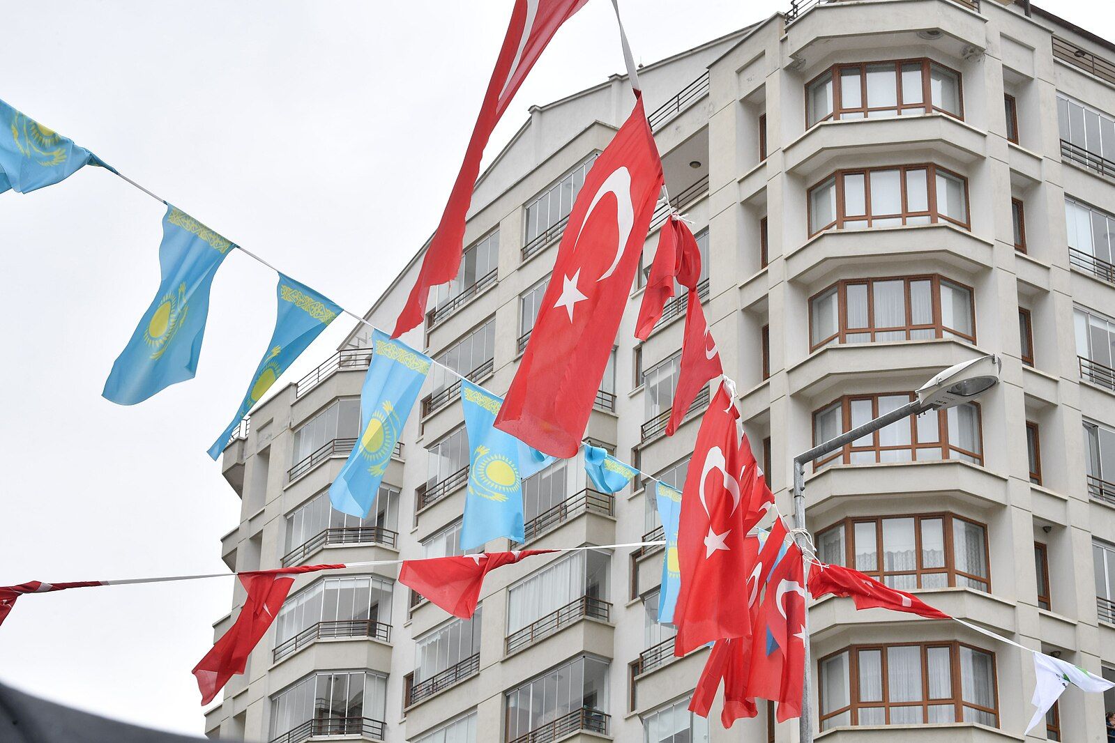 LE PIVOT STRATÉGIQUE KAZAKHSTAN- TURQUIE