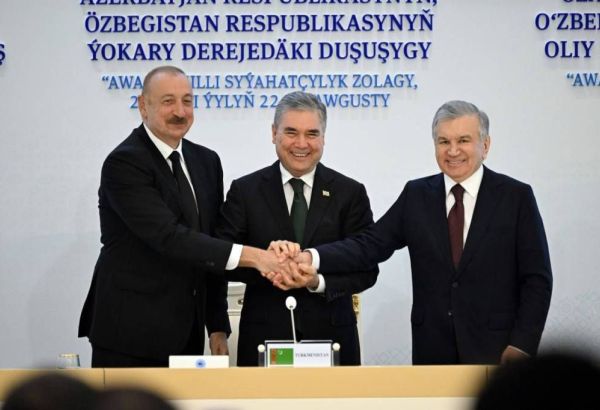 LES ALLIES D'ASIE CENTRALE APPUIENT LA RENAISSANCE DE L'AZERBAÏDJAN AVEC UN SOUTIEN TANGIBLE