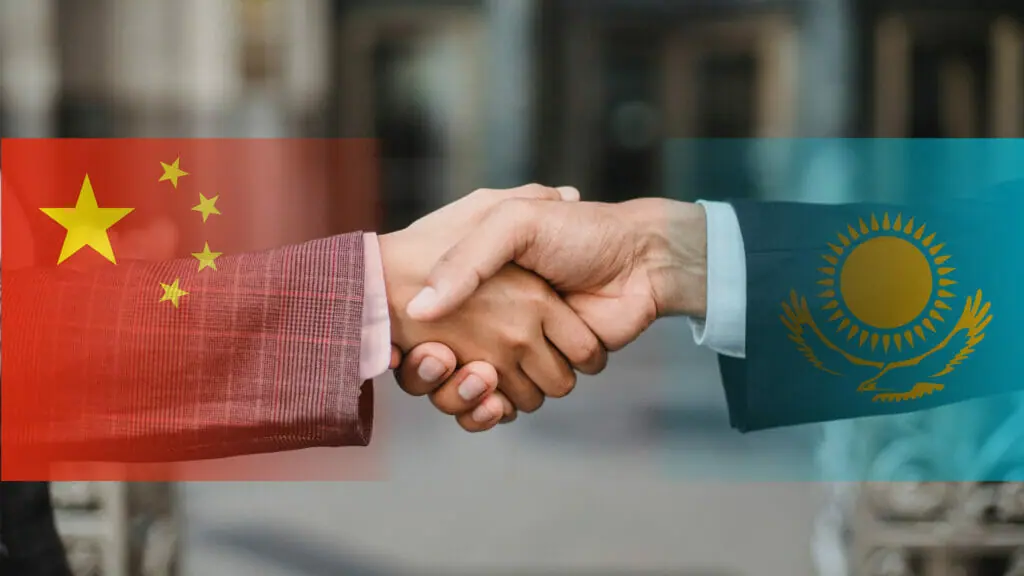 LE KAZAKHSTAN ET LA CHINE S'ENGAGENT À DOUBLER LEURS ÉCHANGES COMMERCIAUX D'ICI 2030