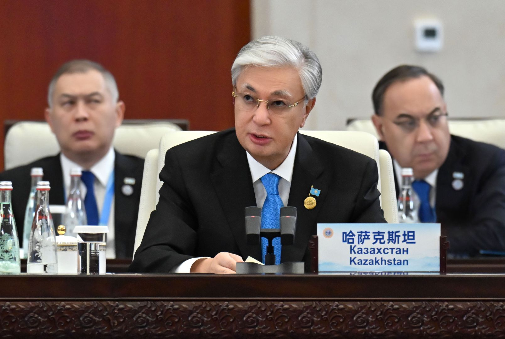 LE KAZAKHSTAN MET EN GARDE CONTRE UNE CATASTROPHE ÉCOLOGIQUE IMMINENTE DANS LA MER CASPIENNE
