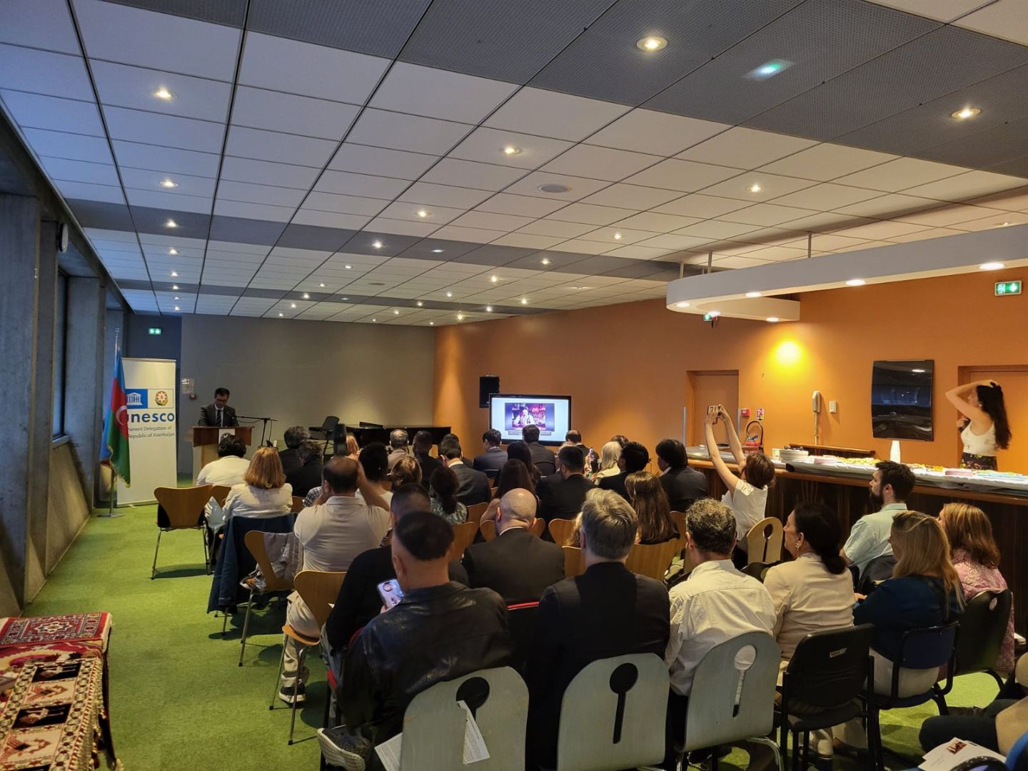 UN CONCERT À L’UNESCO POUR LES 140 ANS DE LA NAISSANCE DU COMPOSITEUR AZERBAÏDJANAIS UZEYIR HADJIBEYLI