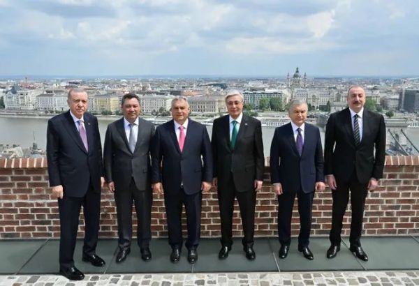 PRESIDENT ILHAM ALIYEV ET LES DIRIGEANTS DE L’ORGANISATION DES ÉTATS TURCIQUES POSENT LES FONDATIONS D’UN NOUVEL ORDRE ECONOMIQUE