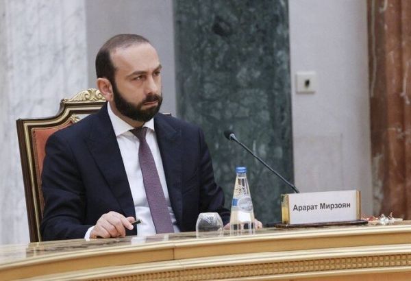 LE MINISTRE ARMENIEN DES AFFAIRES ETRANGERES SOULIGNE LA NECESSITE D’UNE RECONCILIATION ENTRE LES SOCIETES ARMENIENNE ET AZERBAÏDJANAISE