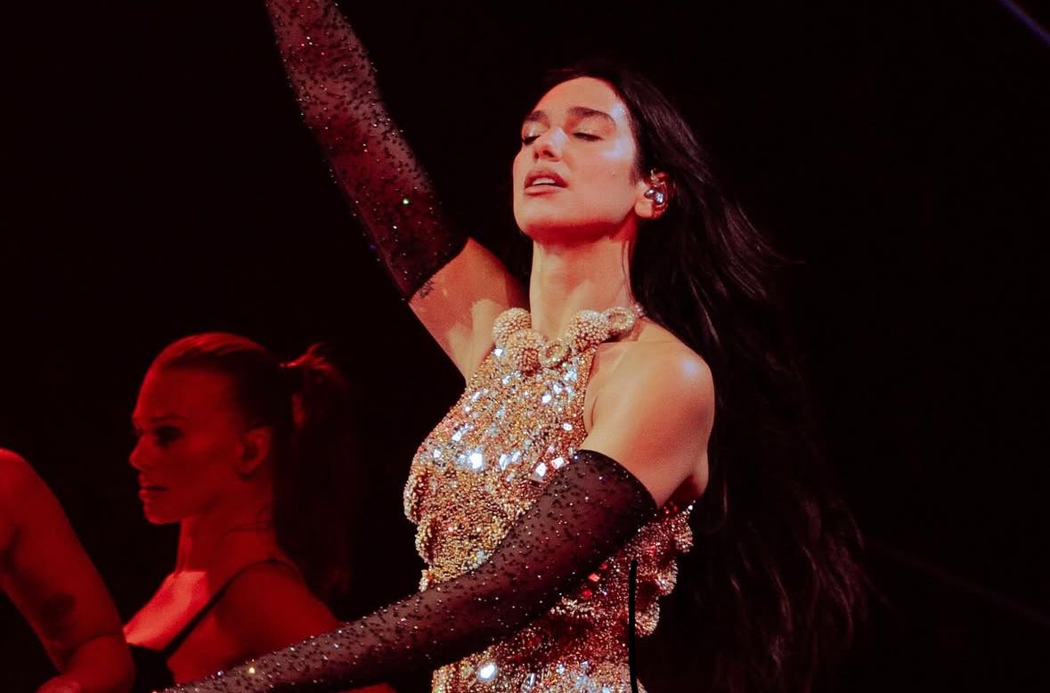 DUA LIPA EN TÊTE DU CLASSEMENT DES JEUNES STARS LES PLUS RICHES