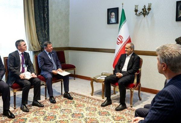 TEHERAN PROPOSE A DOUCHANBE LA CREATION D’UNE MONNAIE COMMUNE REGIONALE