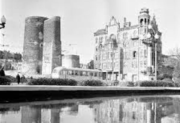 LA TOUR DE LA VIERGE : PHARE, CHEF-D’ŒUVRE ARCHITECTURAL ET SYMBOLE DU BAKOU ETERNEL