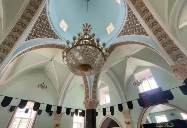 LA MOSQUEE GURBAN BEY DE RAMANA : UN JOYAU DE L’ARCHITECTURE EN PIERRE SUR LA PENINSUL D'APSHERON