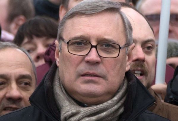 L’ANCIEN PREMIER MINISTRE DANS LE VISEUR DES AUTORITÉS