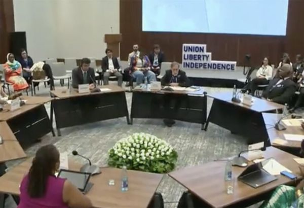 « LE COLONIALISME BELGE : RECONNAISSANCE ET RESPONSABILITÉ ». CONFÉRENCE DU GROUPE D’INITIATIVE DE BAKOU – PARTIE III – LE RÔLE DES MEDIAS