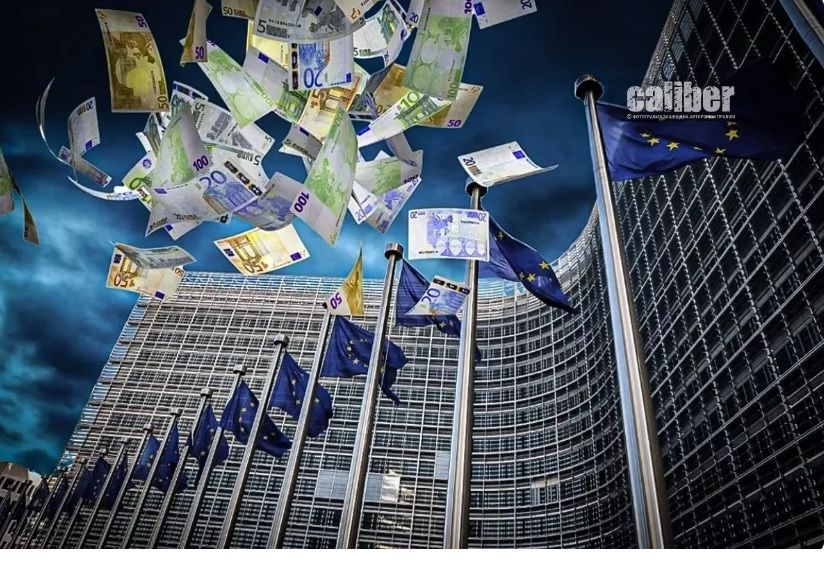 L'EFFONDREMENT DES MYTHES