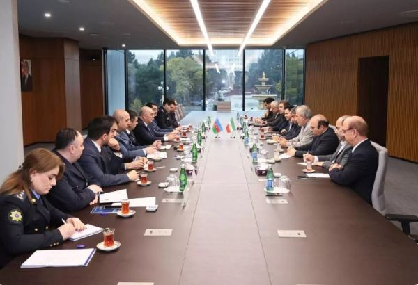 L'AZERBAIDJAN ET L'IRAN EXAMINENT DES MESURES POUR FLUIDIFIER LE PASSAGE FRONTALIER ET LE COMMERCE