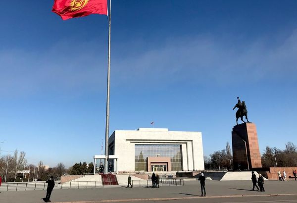 LE KIRGHIZSTAN A DEMENTI L’INTERDICTION D’ENTREE DES RUSSES DANS LE PAYS SANS PASSEPORT INTERNATIONAL
