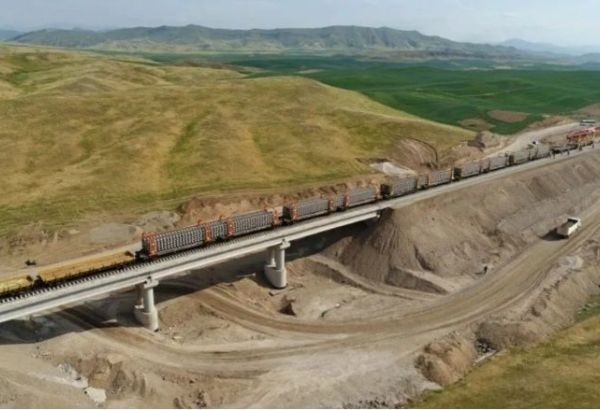 LE CHEF DE LA DIPLOMATIE AZERBAÏDJANAISE : LE PROJET TRIPP NE REPRESENTE AUCUNE MENACE POUR LA REGION