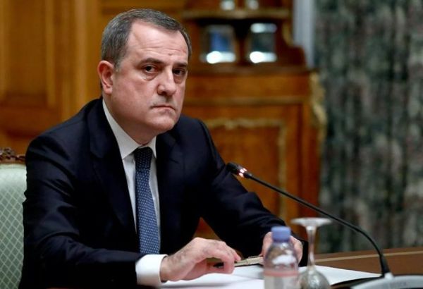 L’AZERBAÏDJAN A AUGMENTE SES INVESTISSEMENTS DANS L’ECONOMIE FRANÇAISE