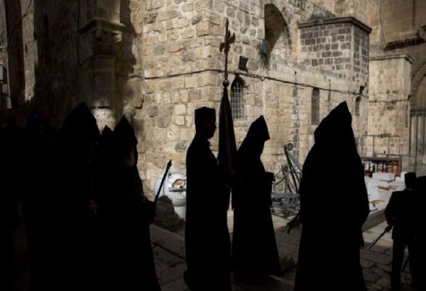 LE PREMIER MINISTRE ARMENIEN ET DES EVEQUES  ANNONCENT UNE REFORME DE L'EGLISE APOSTOLIQUE ARMENIENNE