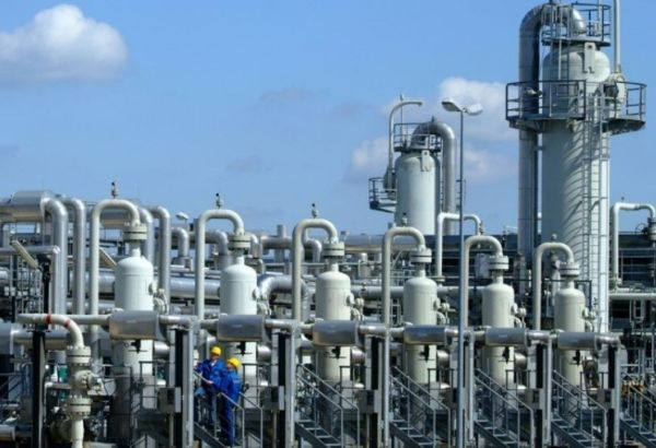 ILHAM ALİYEV SE FELICITE DE LA HAUSSE DES EXPORTATİONS DE GAZ AZERBAÏDJANAİS