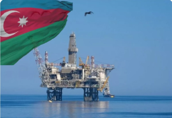 L'ITALIE CONSERVE SA PLACE DE PREMIER ACHETEUR DE PETROLE AZERBAIDJANAIS