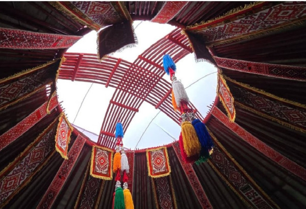 JOURNEE DE LA GRATITUDE AU KAZAKHSTAN: HISTOIRE ET TRADITIONS D'UNE FETE NATIONALE