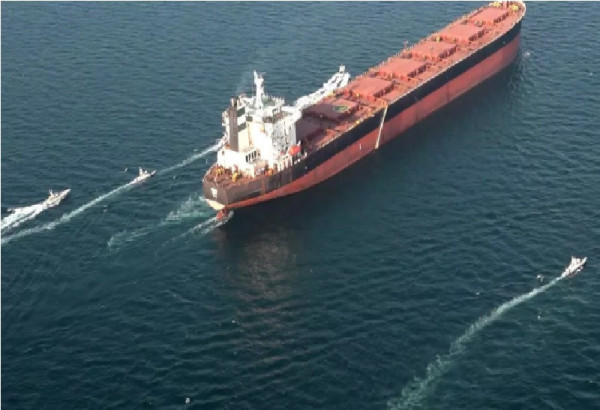 REZAI: LE DETROIT D'ORMUZ RESTE OUVERT AUX PETROLIERS