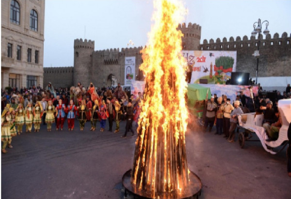 BIENTOT LA GRANDE FETE DU NOUVEL AN EN AZERBAIDJAN! MAIS IL NE FAUT PAS MANQUER LES "QUATRE MARDIS" QUI Y CONDUISENT...