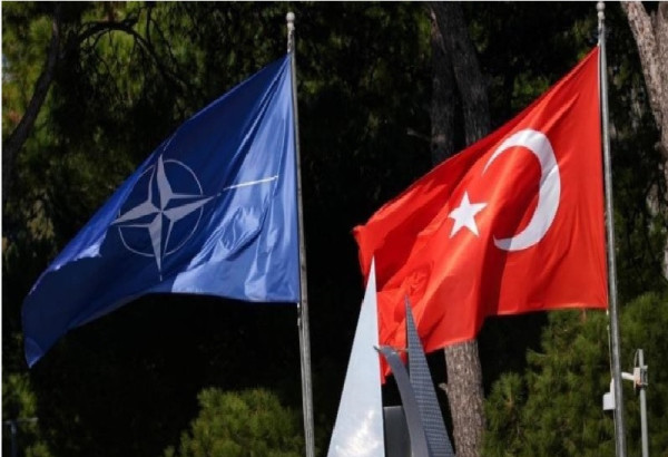 COMMUNIQUE DE L'OTAN: UN TROISIEME MISSILE BALISTIQUE TIRE VERS L'ESPACE AERIEN TURC