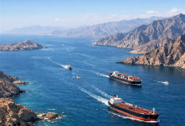 L'IRAN A RENDU PUBLIQUES LES CONDITIONS DE PASSAGE DES NAVIRES PAR LE DETROIT D'ORMOUZ