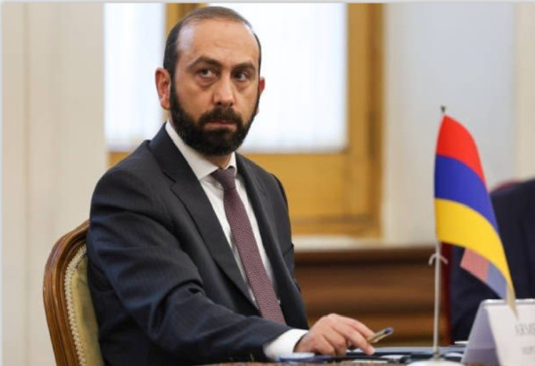 LE PROCESSUS DE PAIX DANS L'IMPASSE DU FAIT DE LA QUESTION DU KARABAGH, RECONNAIT MIRZOYAN