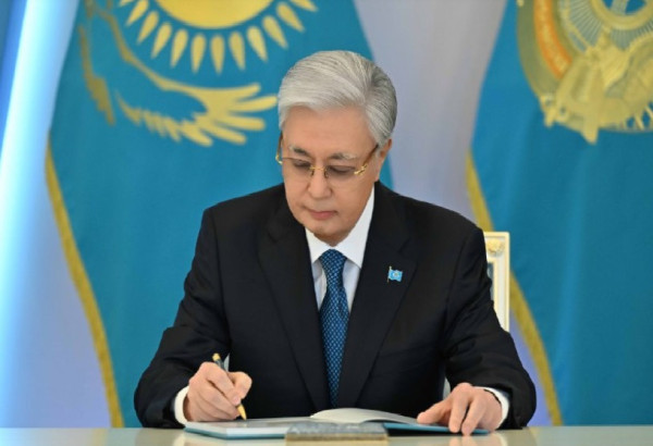 LE KAZAKHSTAN SE CONFIRME AU SEIN DE L'UNION EURASIATIQUE ET DE L'ORGANISATION DES ETATS TURCIQUES