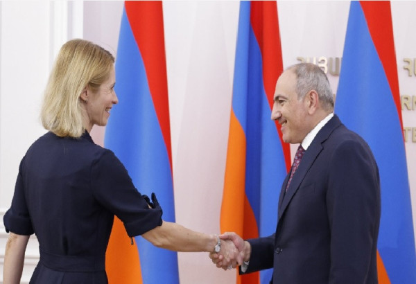 POUTINE ET L'EUROPE SE DISPUTENT L'ARMENIE