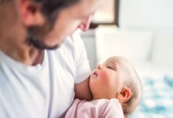 "PAPA EN CONGE PATERNEL": LES PERES AZERBAIDJANAIS PROFITERONT-ILS DU NOUVEAU CONGE?