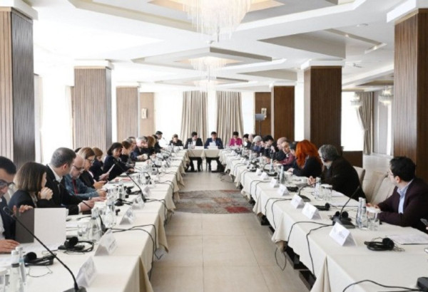 RENCONTRE A GABALA : LA SOCIETE CIVILE ARMENIENNE DRESSE LE BILAN DE SA VISITE ET ABORDE LES DEFIS REGIONAUX