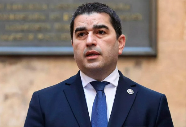 PAPOUACHVILI : « LA GEORGIE, L’ARMENIE ET L’AZERBAÏDJAN AGISSENT SELON LEURS INTERETS NATIONAUX »