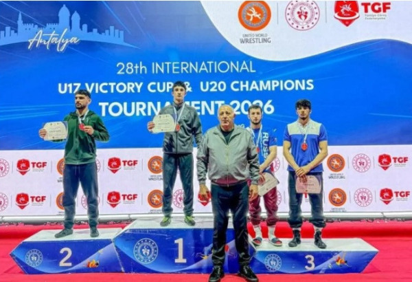 LES LUTTEURS AZERBAÏDJANAIS REMPORTENT DE NOUVELLES MEDAILLES EN TURQUIE