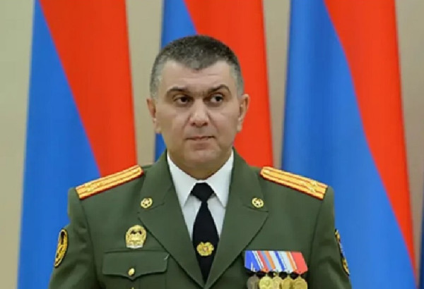 EN ARMENIE, UN GENERAL EST RECHERCHE PAR LES SERVICES