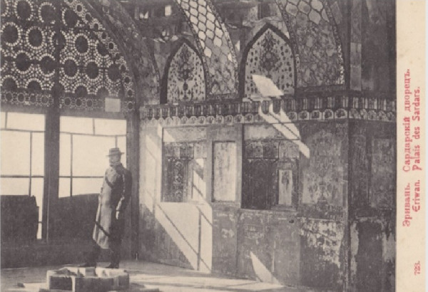 SOUVENIRS DISPARUS DU PATRIMOINE AZERBAIDJANAIS EN ARMENIE