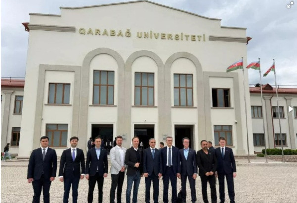 L’ALLEMAGNE RENFORCE SES LİENS AVEC LE CAUCASE DU SUD : UNE DÉLÉGATİON PARLEMENTAİRE VİSİTE CHOUCHA ET KHANKENDİ