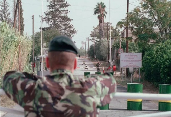 DES TENSIONS ENTRE TURCS ET GRECS SUR L'ILE DE CHYPRE: UNE POINT DE SITUATION