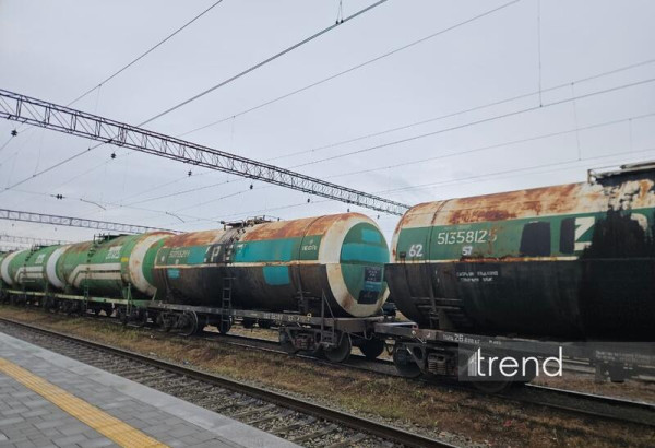 L’AZERBAÏDJAN A ENVOYE UNE NOUVELLE CARGAISON DE PRODUITS PETROLIERS EN ARMENIE