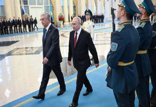 "TOUTE PRISE DE DISTANCE SERIEUSE AVEC MOSCOU EST IRREALISTE POUR LE KAZAKHSTAN"