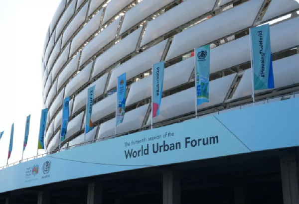 L'AMBASSADRICE DE FRANCE SALUE LE SUCCES MAJEUR DU "WUF13" EN AZERBAIDJAN