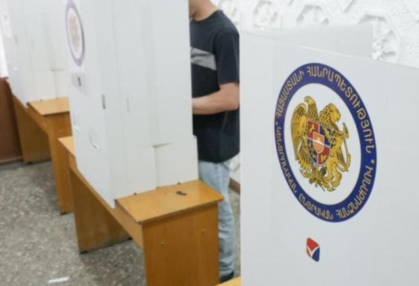 LE CHAOS ENTOURANT LES ELECTIONS LEGISLATIVES DU 7 JUIN EN ARMENIE SE POURSUIT