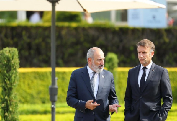 LA FRANCE AIME PARLER DE PAIX MAIS FOURNIT NEANMOINS DES ARMEMENTS A L'ARMENIE