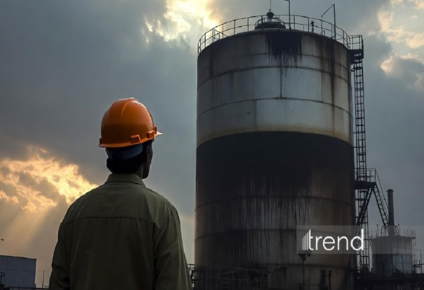 LES ESPOIRS DE PAIX ENTRE LES ETATS-UNIS ET L'IRAN PROVOQUENT UNE CHUTE DES PRIX DU PETROLE