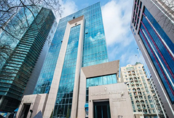 REUNION ANNUELLE DE LA "BANQUE ISLAMIQUE DE DEVELOPPEMENT (B.I.D.I.)" A BAKOU CONSOLIDE SON STATUT DE PLATEFORME FINANCIERE