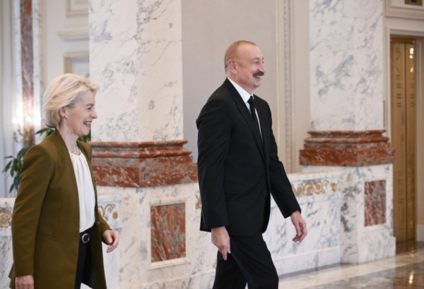 BAKOU, NOUVEAU POINT D'APPUI DE L'EUROPE: LA VISITE D'URSULA VON DER LEYEN MARQUE UN TOURNANT DANS LES RELATIONS ENTRE BAKOU ET L'UNION EUROPEENNE