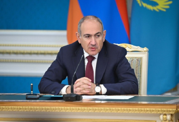 PACHINIAN S'INTERROGE SUR L'EXISTENCE MEME DE L'UNION ECONOMIQUE EURASIATIQUE FACE AUX RESTRICTIONS COMMERCIALES RUSSE