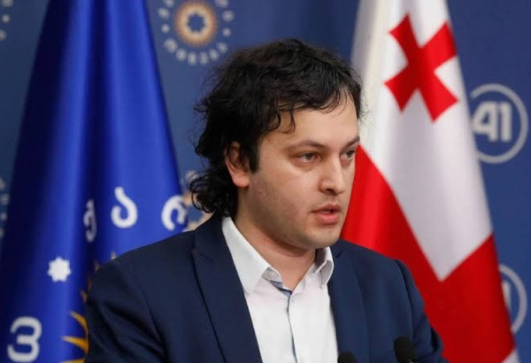 LE PREMIER MINISTRE GÉORGIEN CRITIQUE L'AMBASSADE DES ÉTATS-UNIS