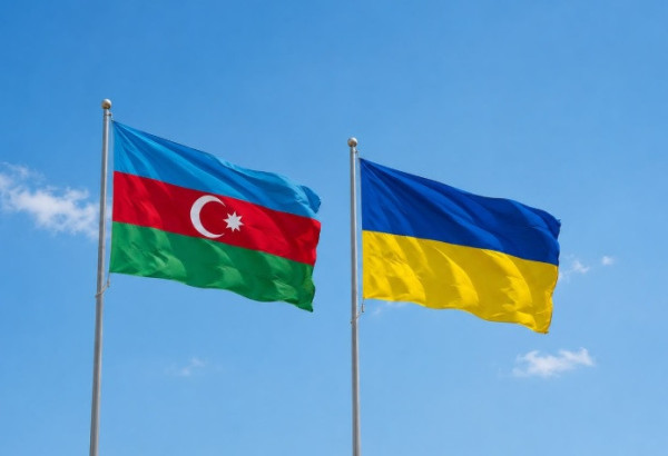 L’AZERBAÏDJAN ENVOIE PRÈS DE 40 TONNES D’ÉQUIPEMENTS AUX INFRASTRUCTURES CRITIQUES DE L’UKRAINE