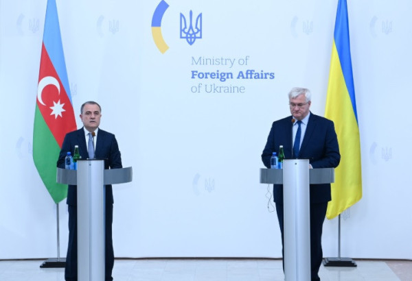 NOUVELLES DYNAMIQUES DE LA RELATION BAKOU-KYIV : PARTENARIAT STRATÉGIQUE, DIPLOMATIE ÉNERGÉTIQUE ET HUMANITAIRE